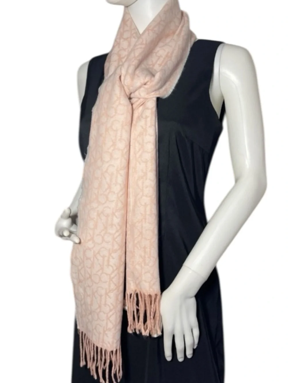 CALVIN KLEIN Classic Logo Pattern Winter Scarf/Light Peach and White Double Face